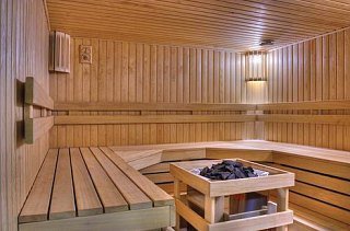 Sports and Entertainment
 di Petro Palace