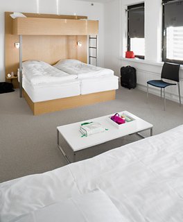 Room
 di Zleep Ishoj