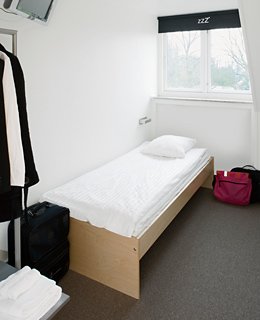 Room
 di Zleep Ishoj