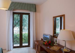 Ramapendula, Puglia