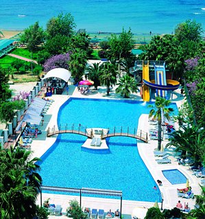 Pool
 di Thalia Beach Resort