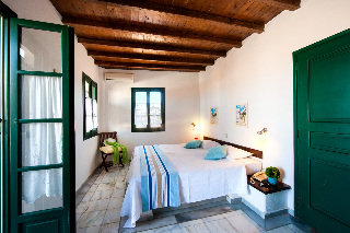 Room
 di AKS Chroma Paros