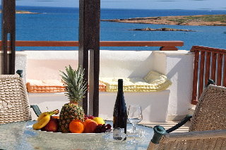 General view
 di Contaratos Beach