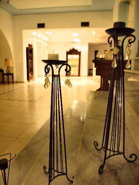 Lobby
 di Paros Agnanti