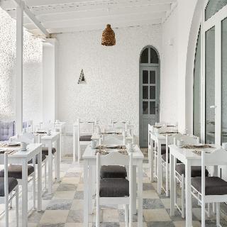 Polos Hotel Paros by GHH