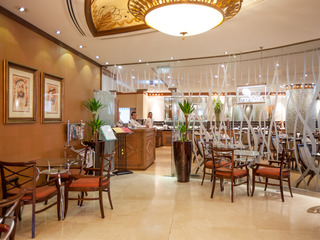 Howard Johnson Plaza by Wyndham Dubai Deira - Restaurant