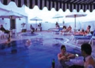 Pool
 di Lotus Hotel