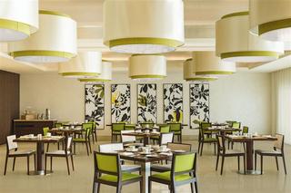 Sheraton Dubai Creek Hotel and Towers - Restaurant