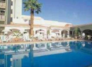 Pool
 di Minhal Holiday Inn