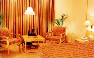 Room
 di Fortune Kences