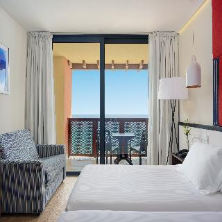 Room Room