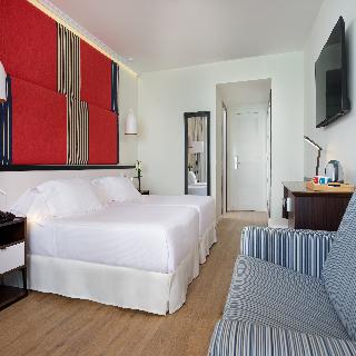 Room Room