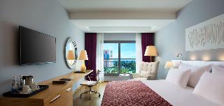 Akra V Hotel
