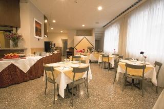 iH Hotels Milano St. John, Milan