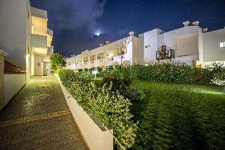 SENSEANA Sea Side Resort & Aquadventure