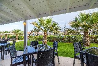 SENSEANA Sea Side Resort & Aquadventure