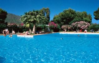 Pool
 di Grand Hotel Capo Boi