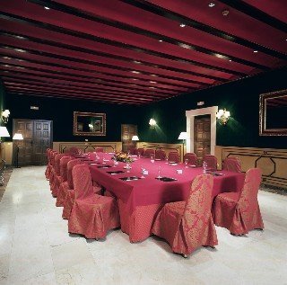 Conferences
 di Parador de Lerma