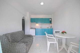 Room Room