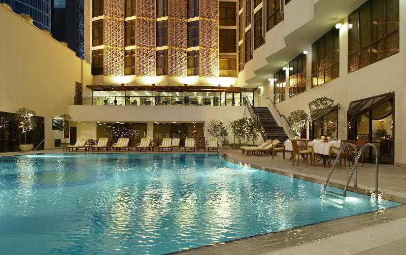 Sheraton Kuwait Hotel & Towers - Pool