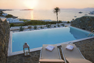 Pool
 di Bill & Coo Suites