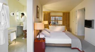 Room Room