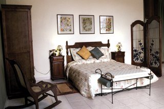 Room
 di Del Tejadillo Boutique