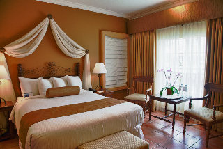 Room
 di Claridge Hotel