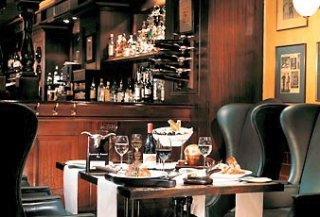 Bar
 di JW Marriott DEIRA