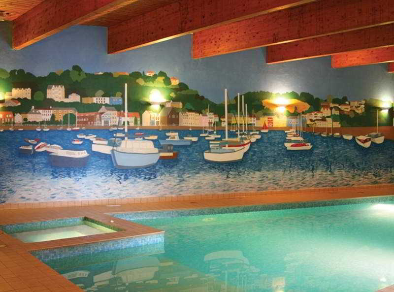 Pool
 di De Normandie