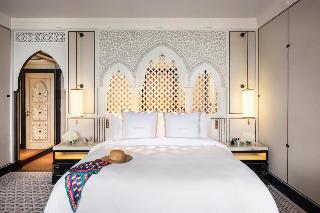 Club Arabian Room