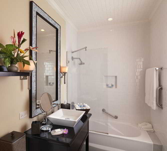 Room thumbnail 3