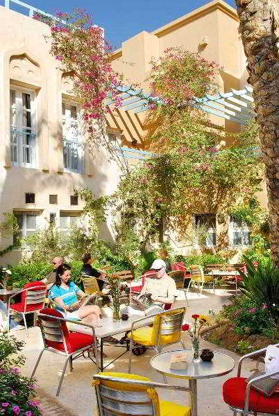 Restaurant
 di Captains Inn