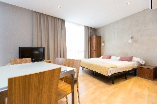 Room
 di AinB Born-Tiradors Apartments