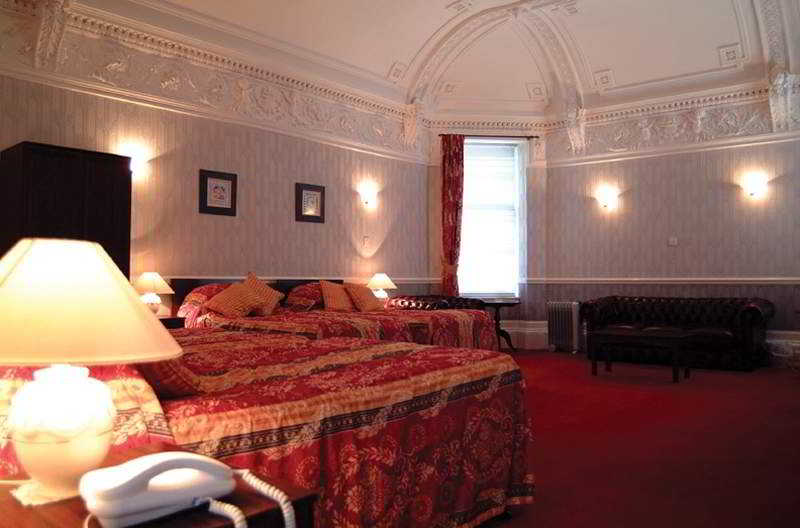 Room
 di Ambassador Hotel