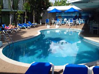 Pirate's Inn Hotel - Pool