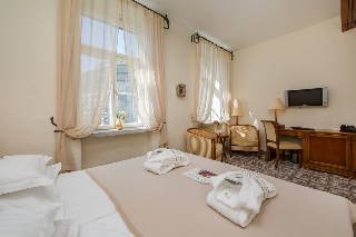 Room
 di Savoy Boutique