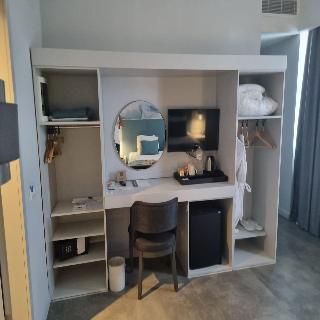 Crystal Centro Pearl Collection