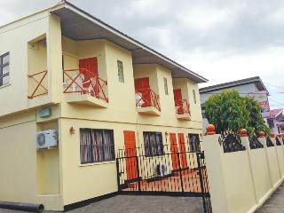 Sundeck Suites