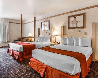2 Queen Beds, Suite, Nonsmoking