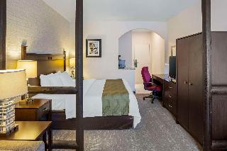 1 King Bed, Suite, Nonsmoking