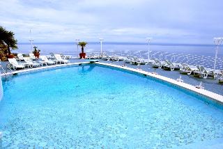 Vista Palace Hotel & Beach Resort