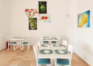 Arora Hotel
