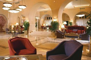 Lobby
 di Jaz Belvedere