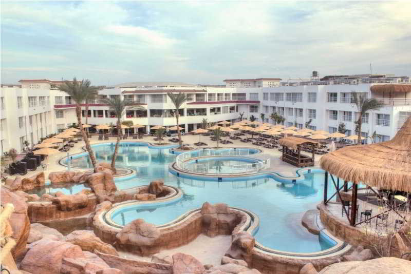 Pool
 di Sharming Inn