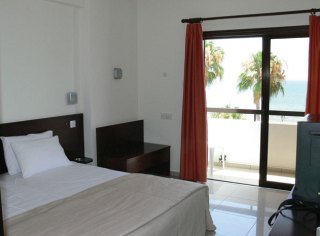 Room
 di Les Palmiers Hotel