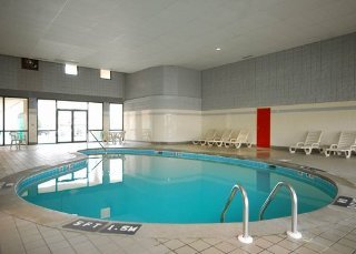 Pool
 di Quality Suites