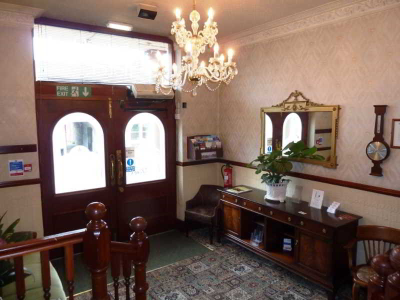 Lobby
 di Cumbria Park Hotel