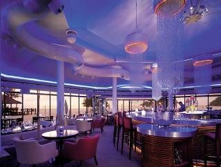 Bar
 di Shangri-La's Rasa Ria Resort
