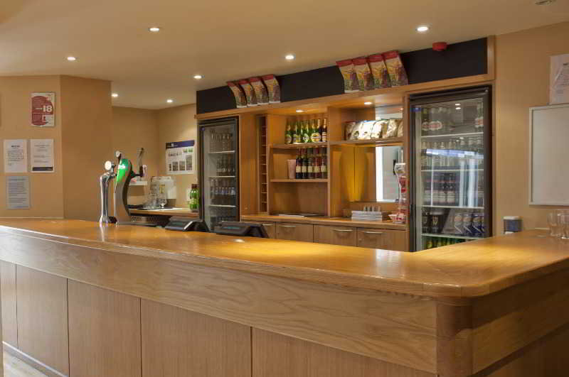 Bar
 di Travelodge Gatwick Airport